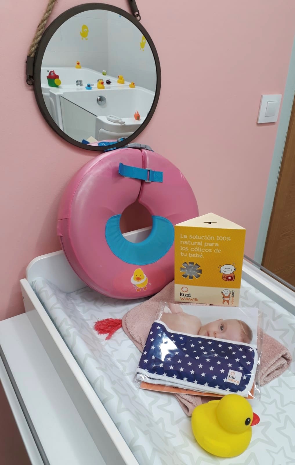 Relieve your baby's colic with the combination of hydrotherapy, massage and the Kusi Wawa Method.